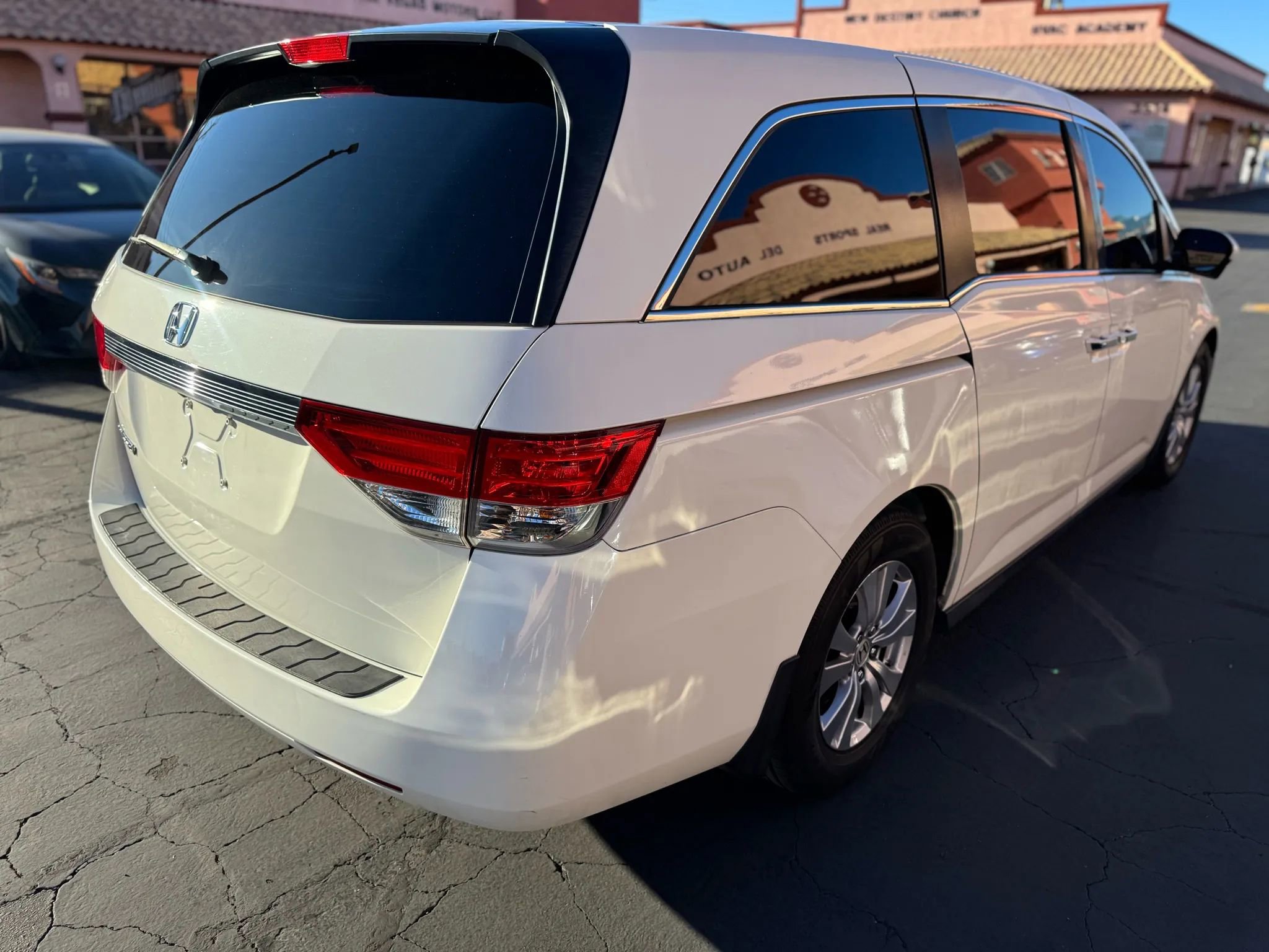 Used 2017 Honda Odyssey EX-L image 6