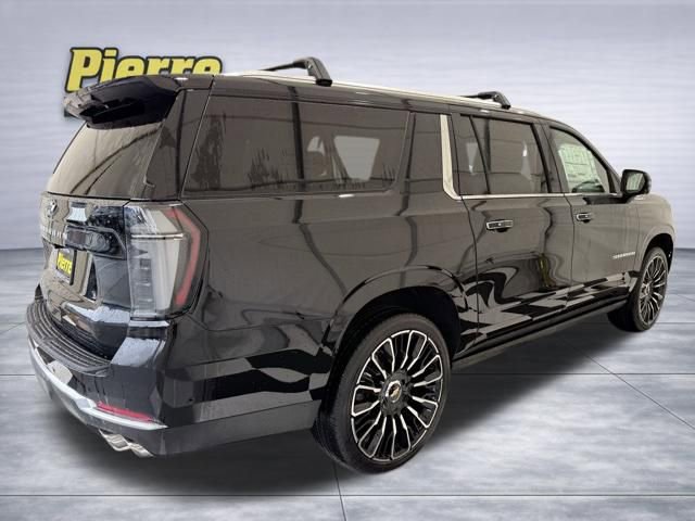 New 2026 Chevrolet Suburban High Country AWD/4WD image 8