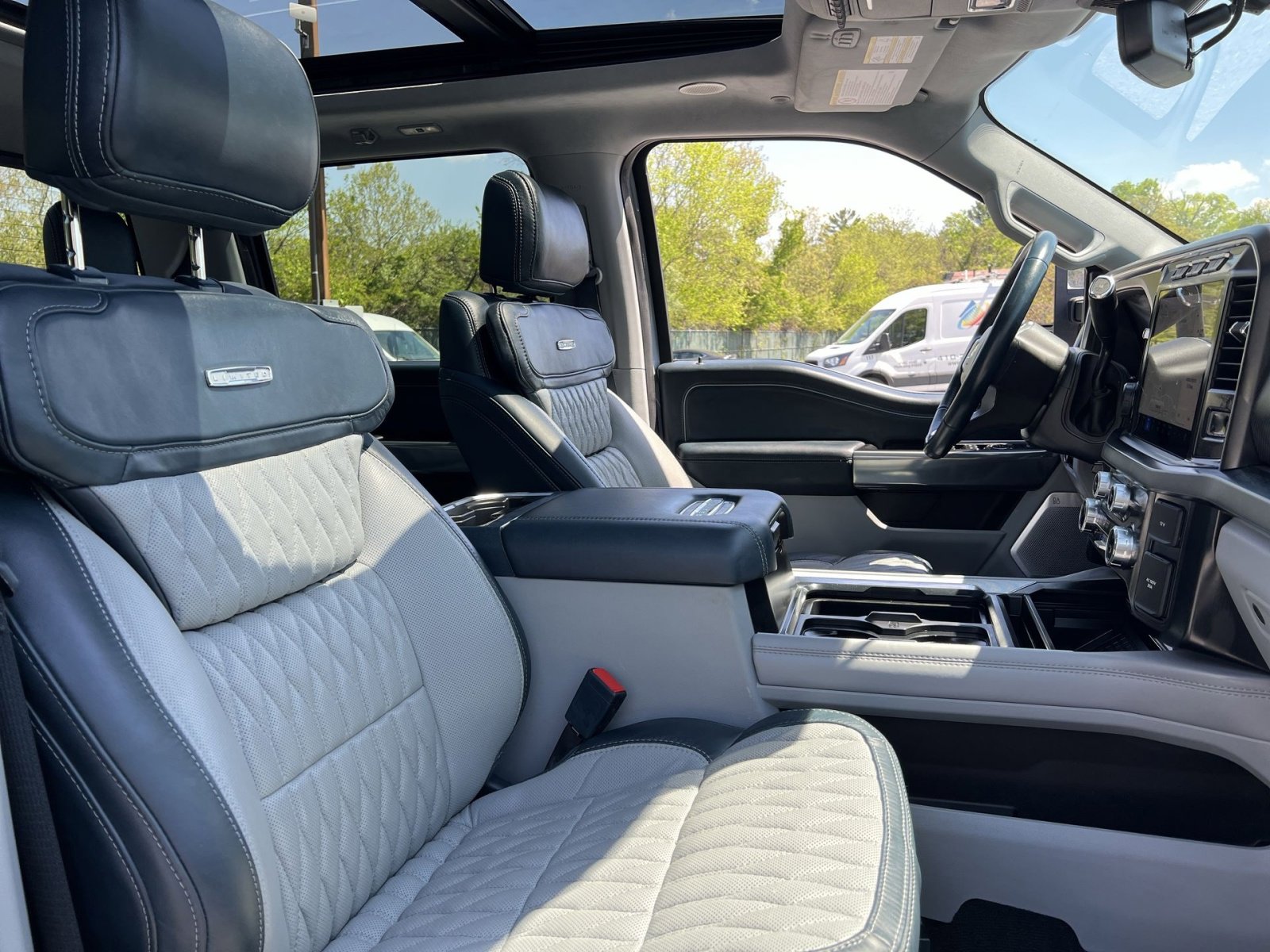 Used 2024 Ford F450 Limited w/ FX4 Off-Road Package AWD/4WD image 35