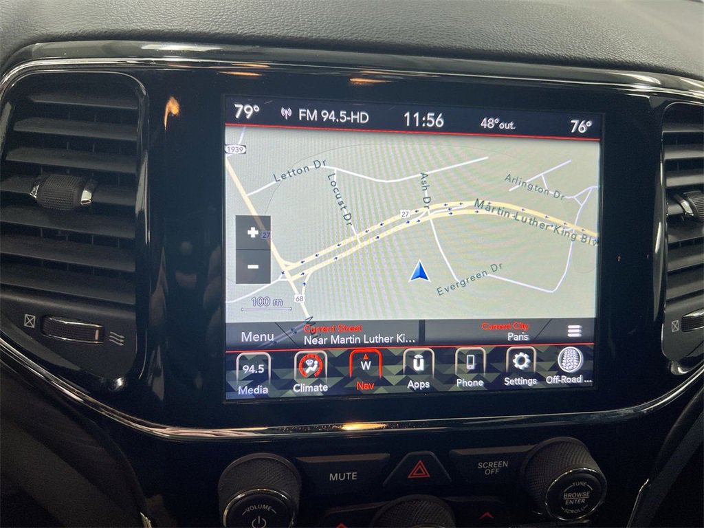 Used 2020 Jeep Grand Cherokee Laredo w/ 18" Wheel & 8.4" Radio Group image 14