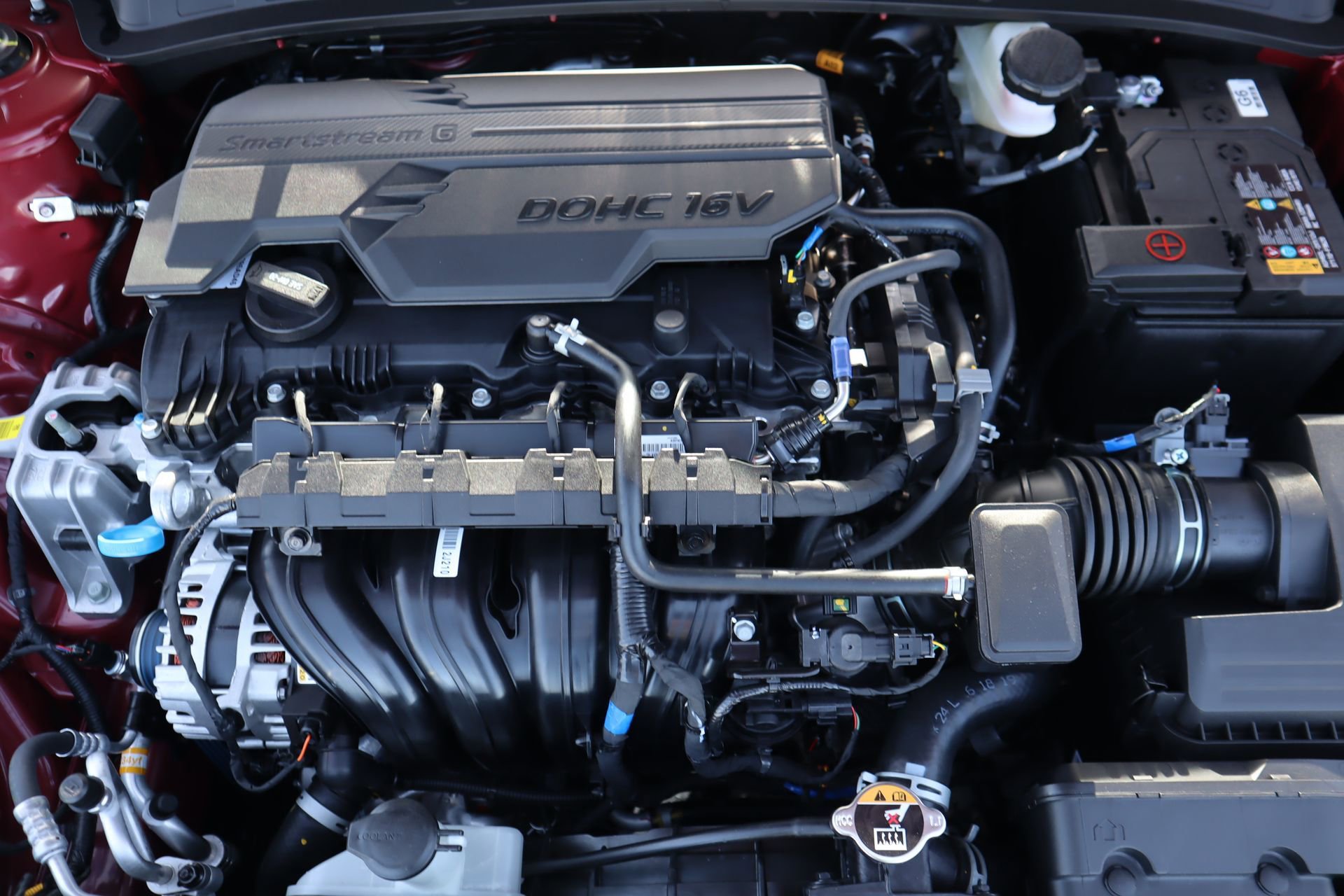 New 2025 Hyundai Elantra Sport image 6