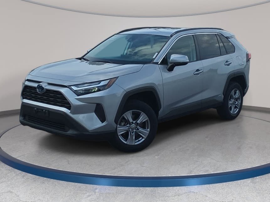 Used 2024 Toyota RAV4 XLE w/ Weather Package