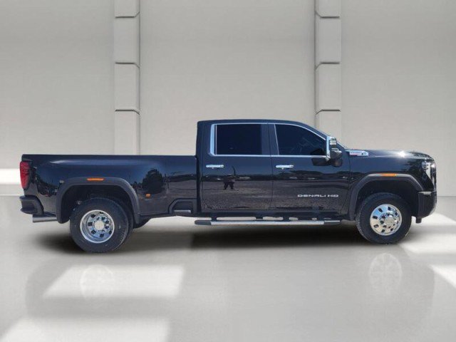 Used 2026 GMC Sierra 3500 Denali w/ Denali Reserve Package AWD/4WD image 4
