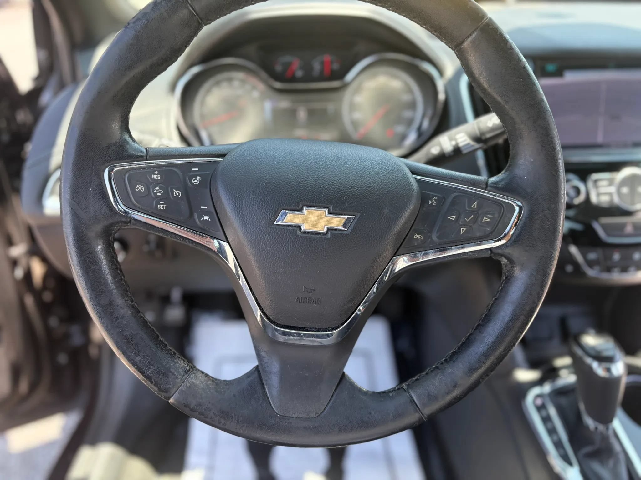 Used 2016 Chevrolet Cruze Premier FWD image 28