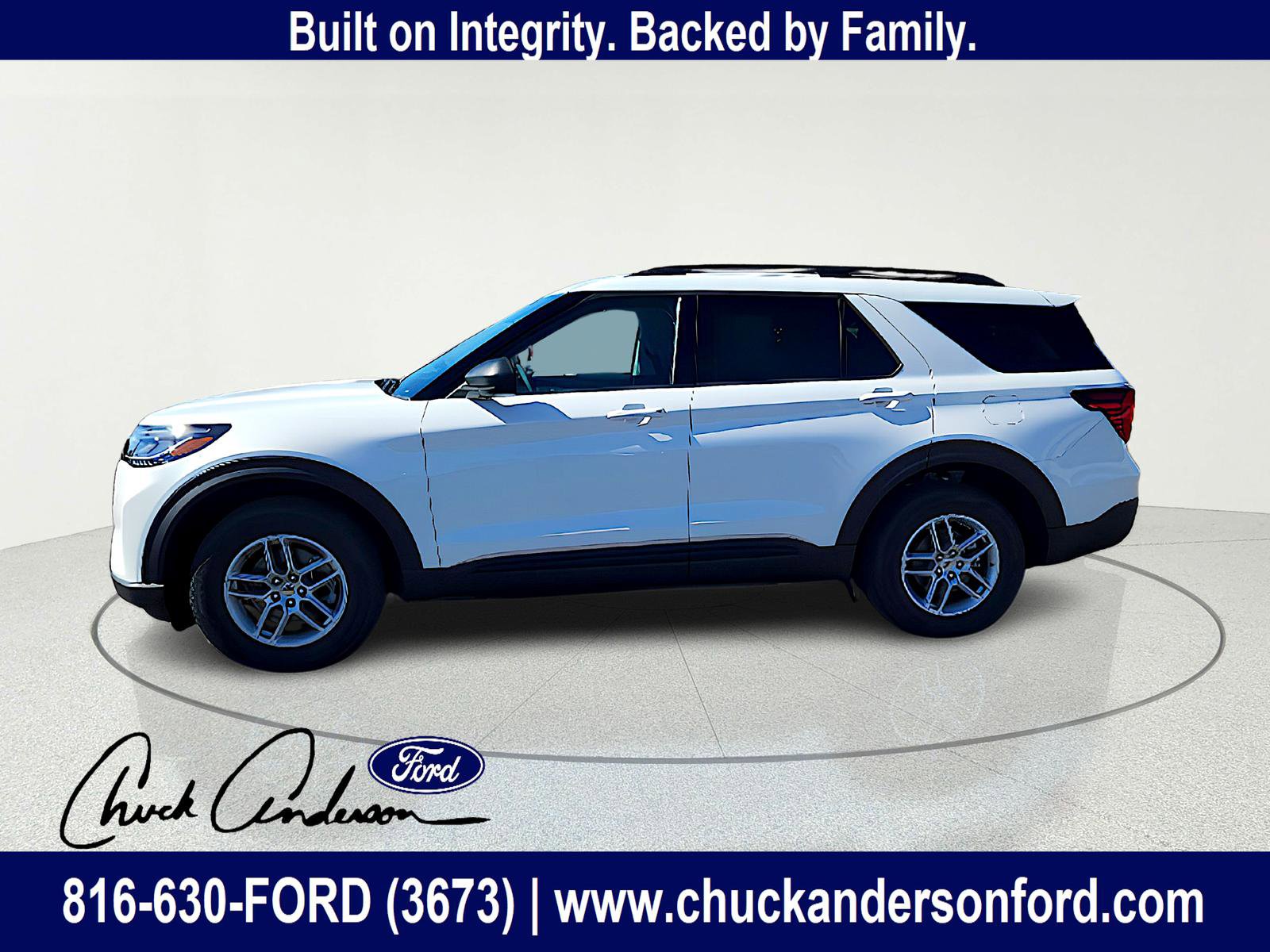 New 2026 Ford Explorer Active AWD/4WD image 4