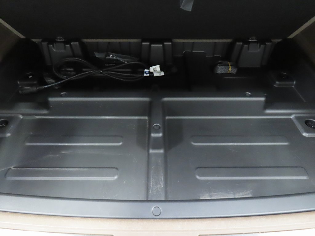 Used 2024 GMC Yukon XL Denali image 41