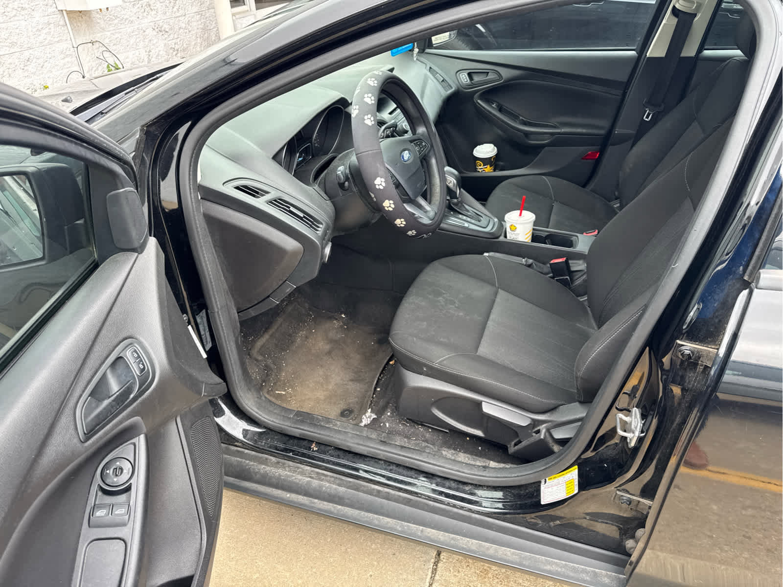 Used 2017 Ford Focus S image 4