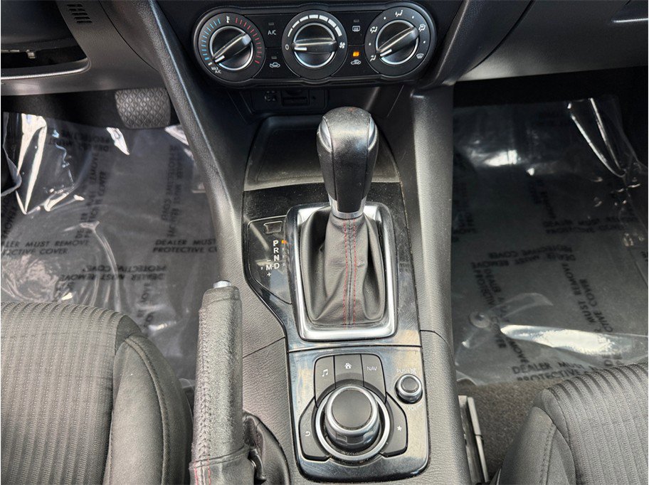 Used 2015 MAZDA MAZDA3 i Touring image 11