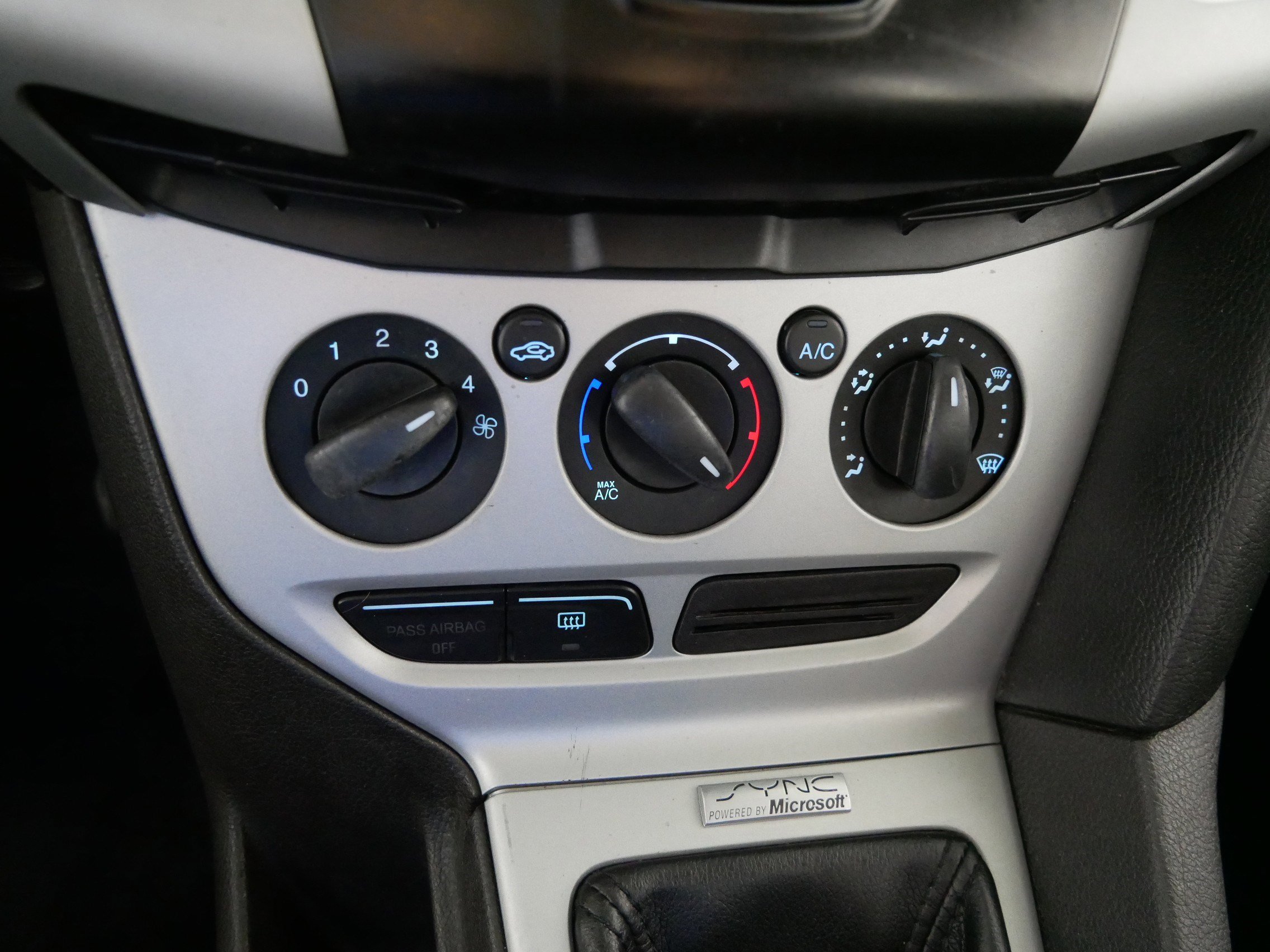 Used 2014 Ford Focus SE image 23