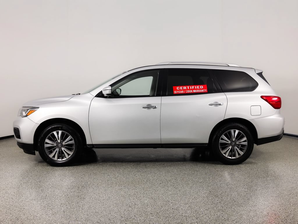 Used 2019 Nissan Pathfinder SV FWD image 5