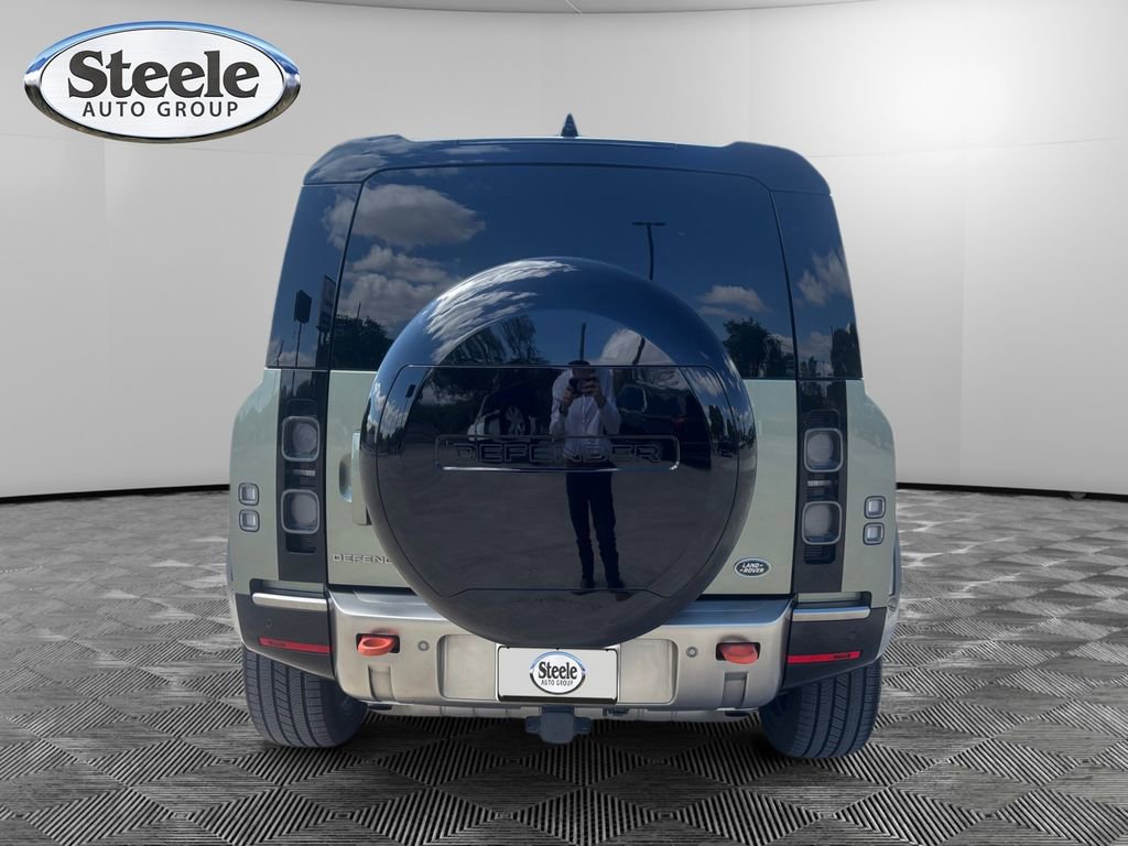 Used 2023 Land Rover Defender 110 X image 4