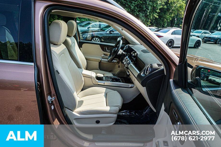 Used 2022 Mercedes-Benz GLB 250 4MATIC w/ Premium Package Lite image 25