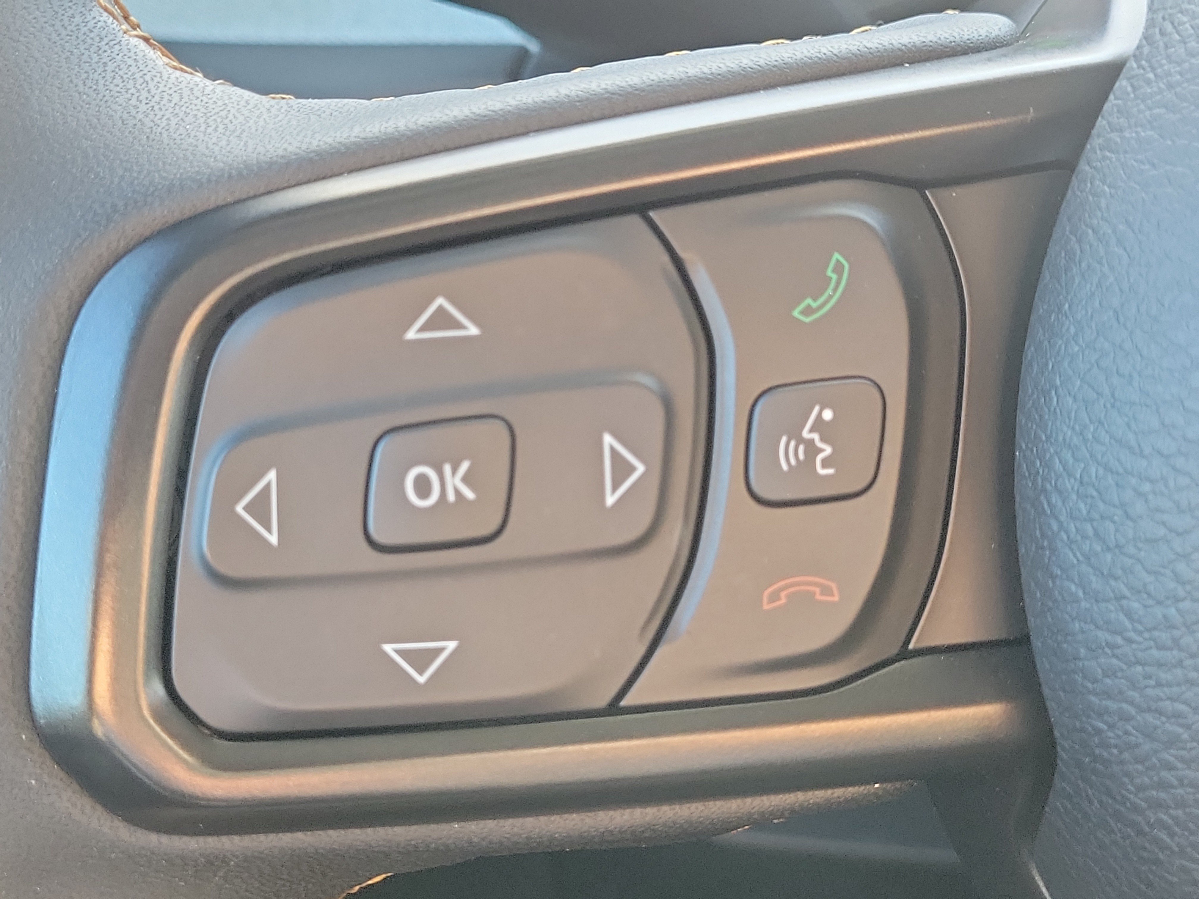 Used 2024 Jeep Wrangler Unlimited AWD/4WD image 17