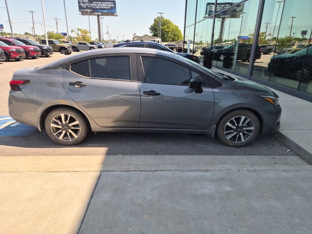 Used 2025 Nissan Versa S w/ S Plus Package FWD image 4