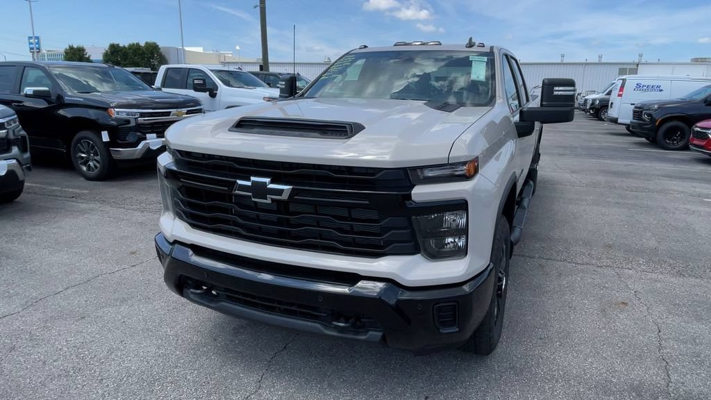 New 2026 Chevrolet Silverado 2500 Custom w/ Custom Value Package AWD/4WD image 5