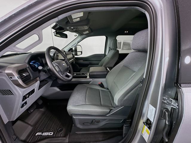 New 2025 Ford F150 XLT image 27