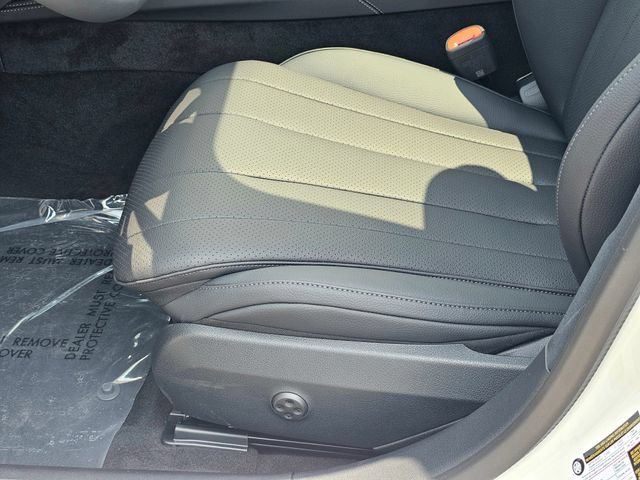 New 2026 Mercedes-Benz E 350 4MATIC Sedan image 16