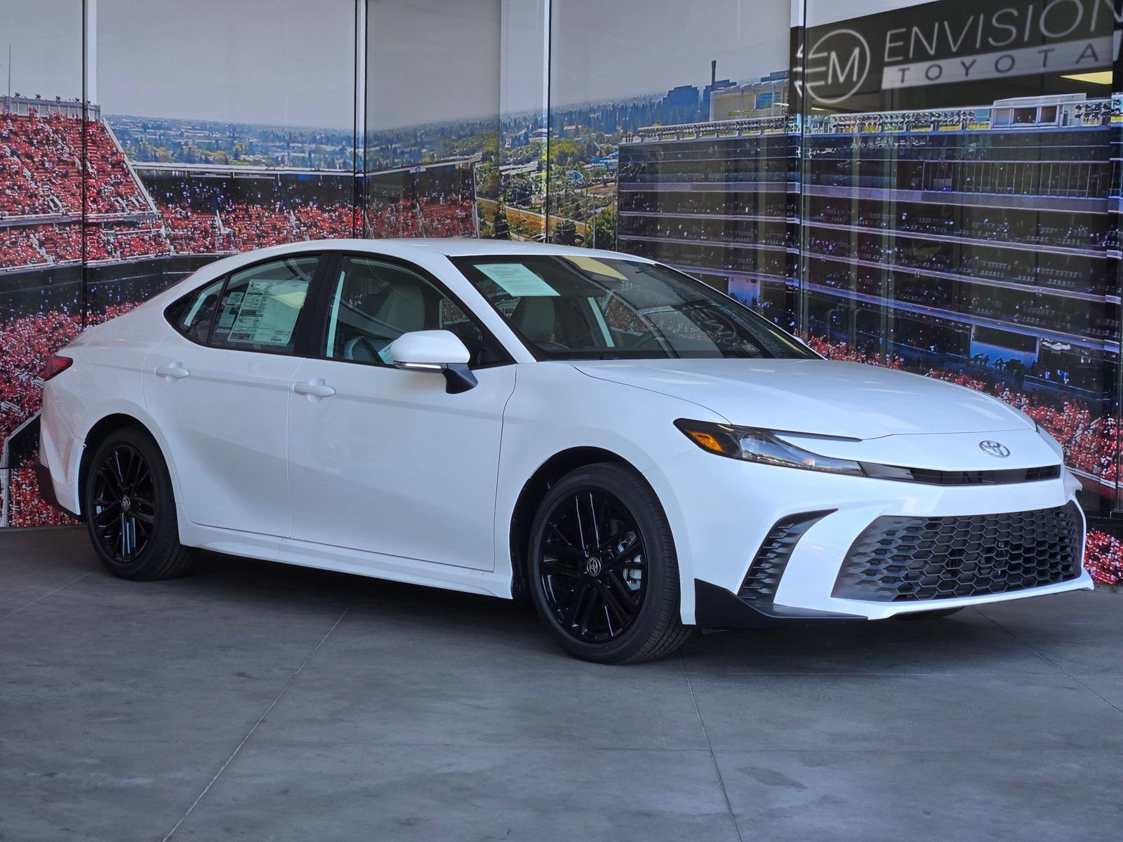 Certified 2026 Toyota Camry SE FWD image 1