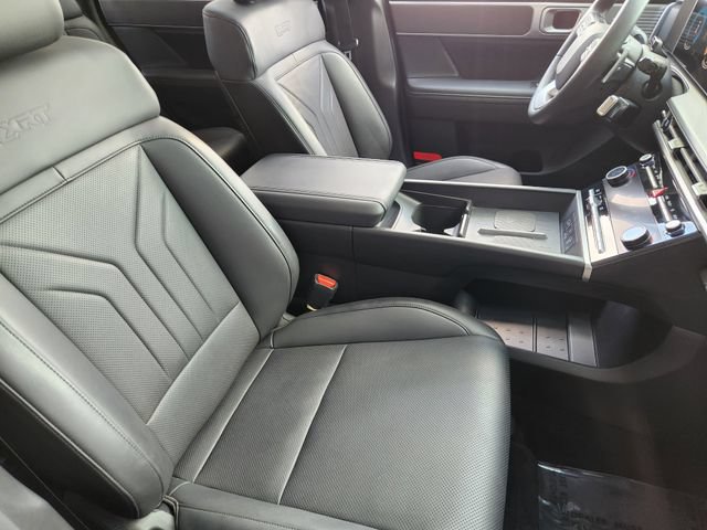 Certified 2025 Hyundai Santa Fe XRT AWD/4WD image 9