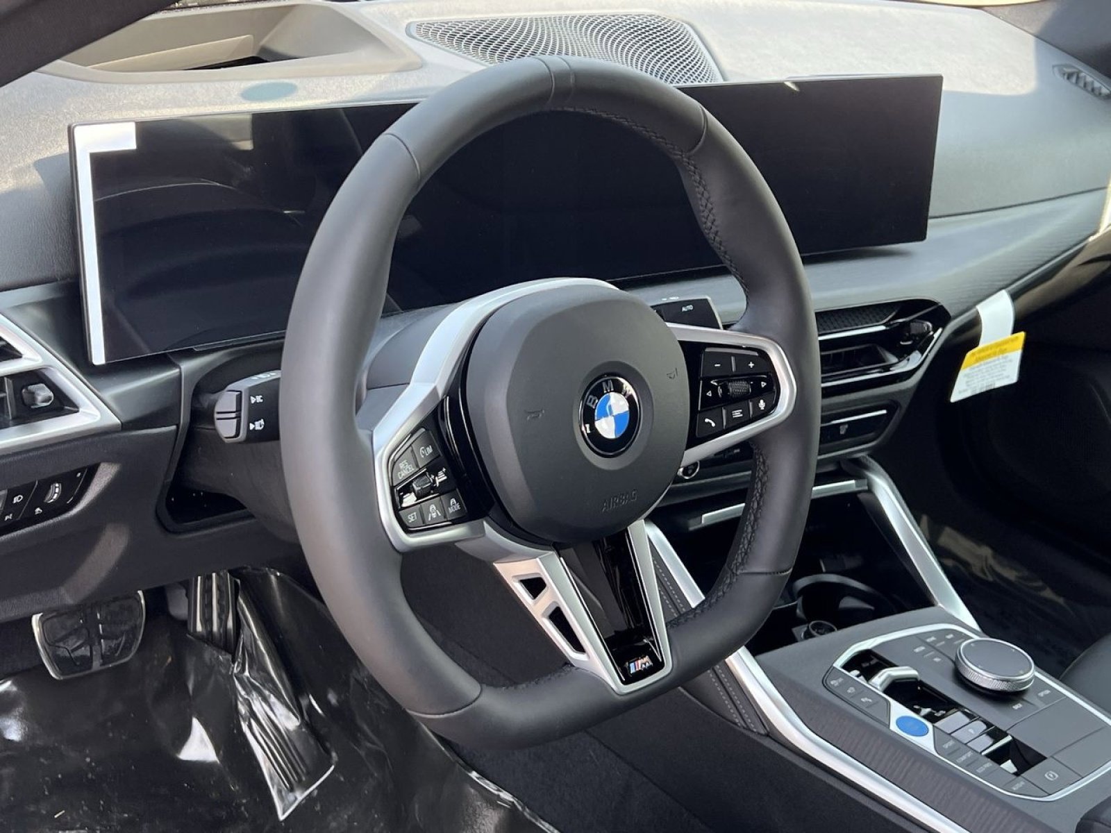 New 2026 BMW i4 xDrive40i w/ M Sport Package AWD/4WD image 13
