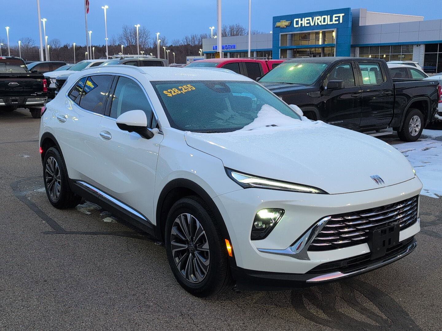 Used 2025 Buick Envision Preferred image 10