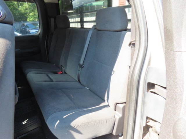Used 2007 Chevrolet Silverado 2500 LT w/ 1LT Convenience Package AWD/4WD image 15
