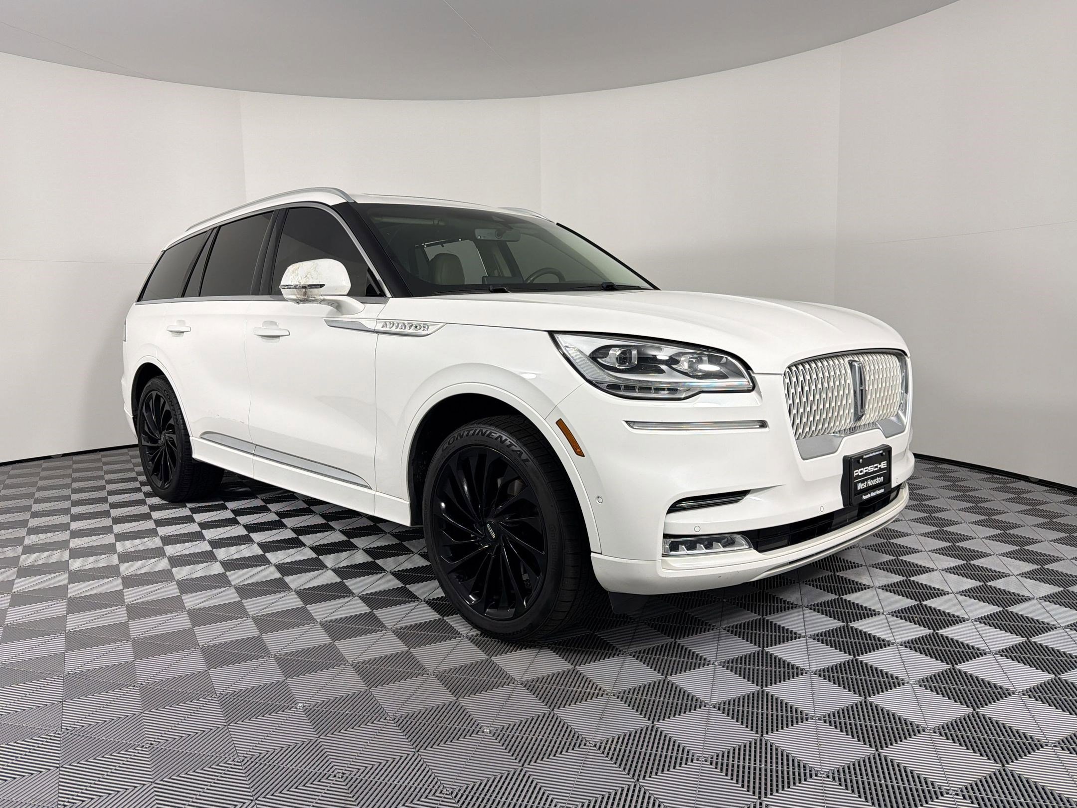 Used 2021 Lincoln Aviator Reserve w/ Equipment Group 210A image 12