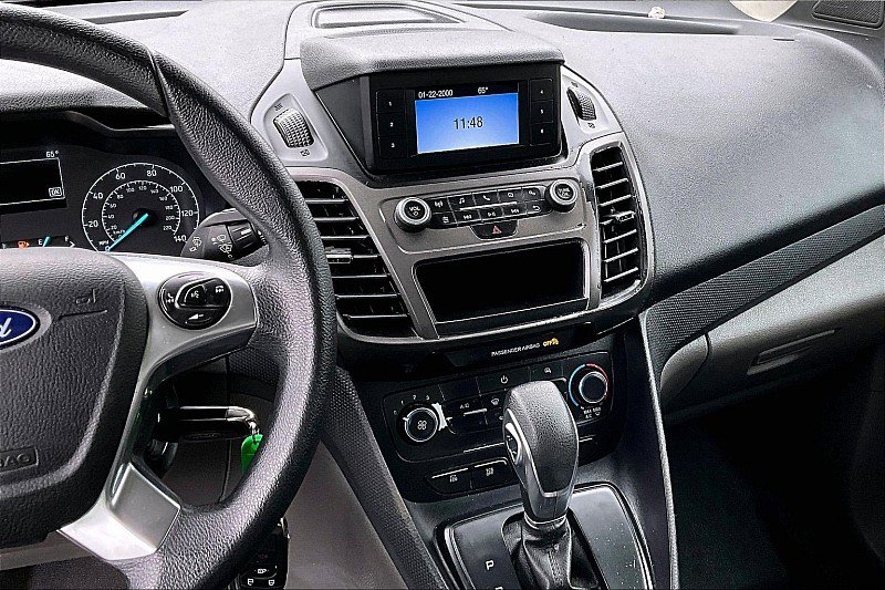 Used 2022 Ford Transit Connect XL image 3