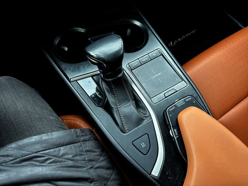 Used 2019 Lexus UX 200 w/ Accessory Package 2 image 19