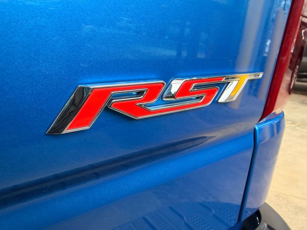 Used 2024 Chevrolet Silverado 1500 RST w/ Z71 Off-Road Package image 10