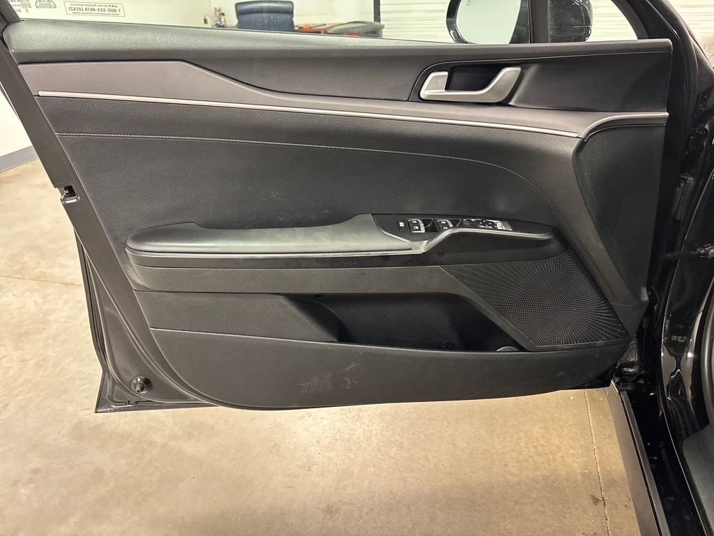 Used 2025 Kia K5 LXS image 21