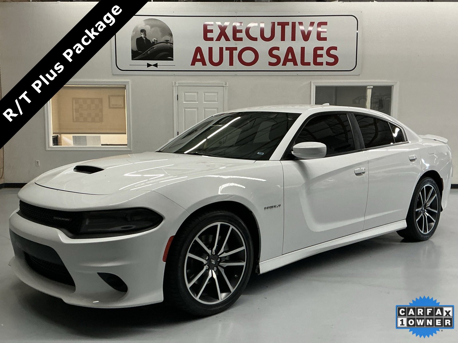 Used 2022 Dodge Charger R/T w/ Plus Group image 1