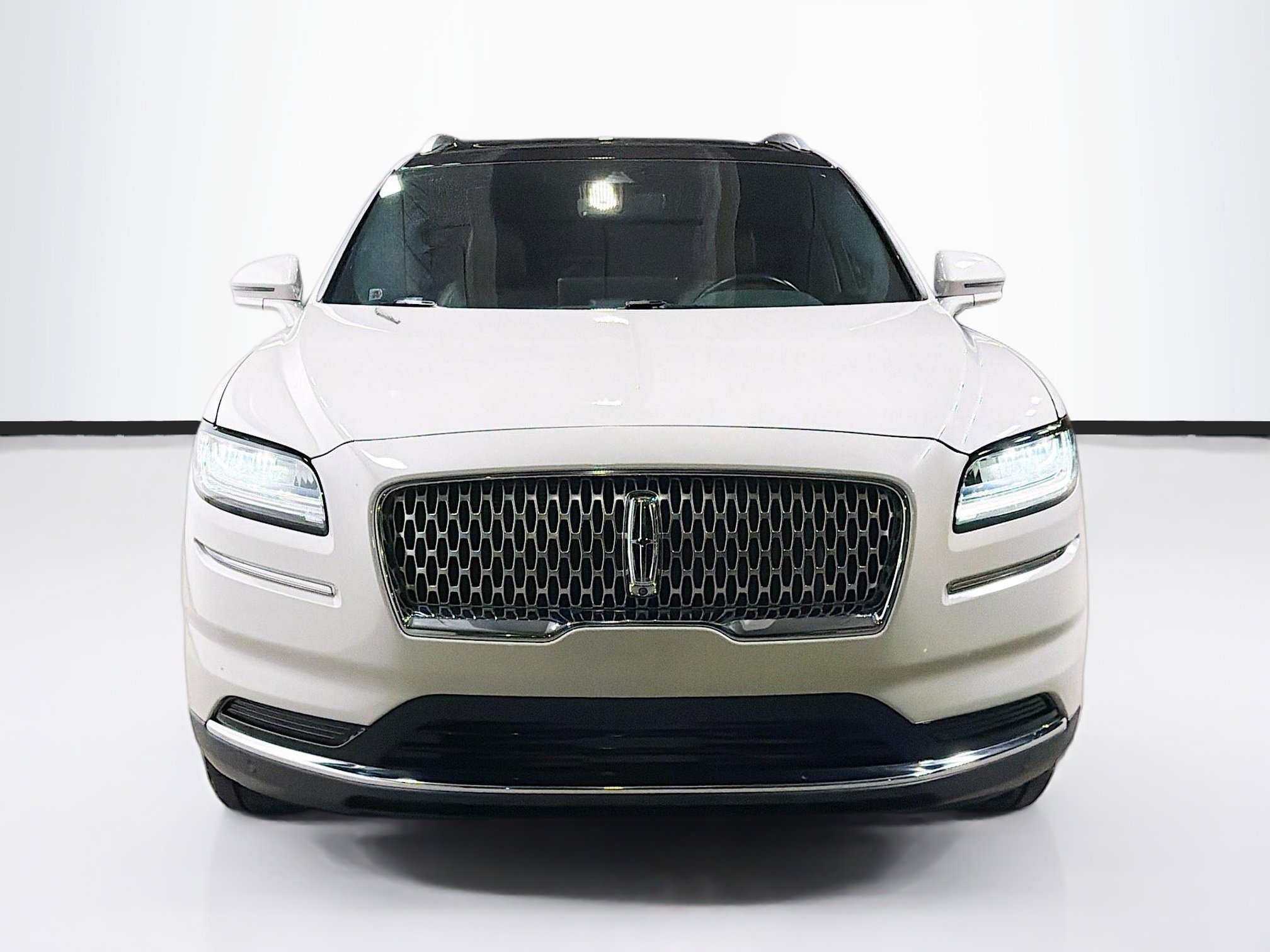 Used 2021 Lincoln Nautilus Reserve image 8