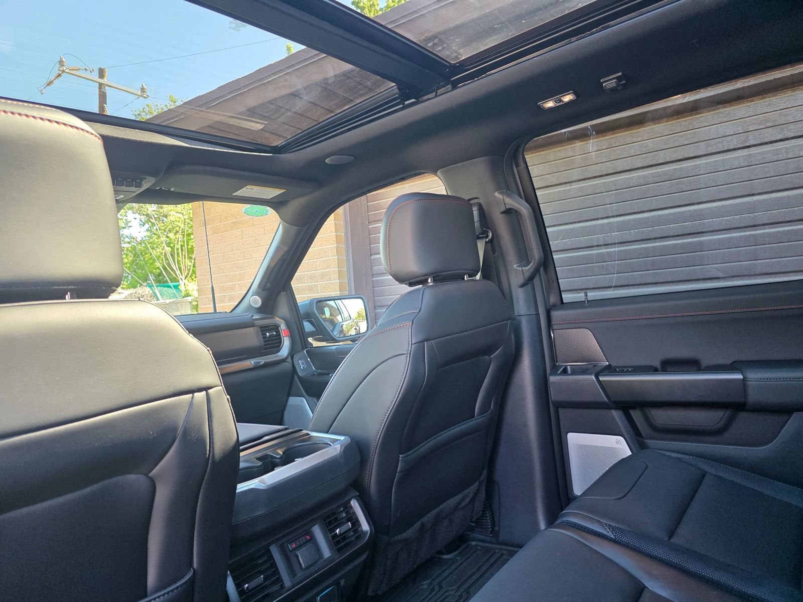 Used 2025 Ford F150 Raptor AWD/4WD image 40