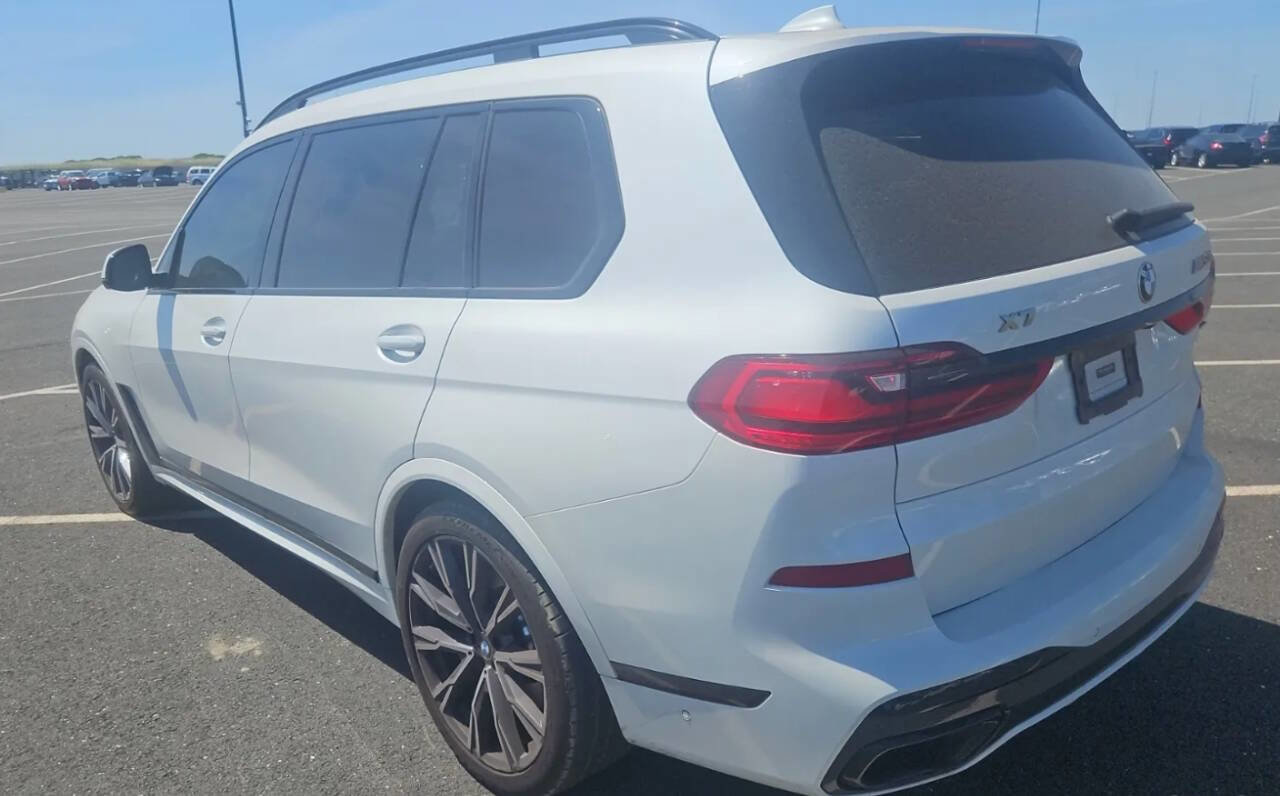 Used 2022 BMW X7 M50i AWD/4WD image 2