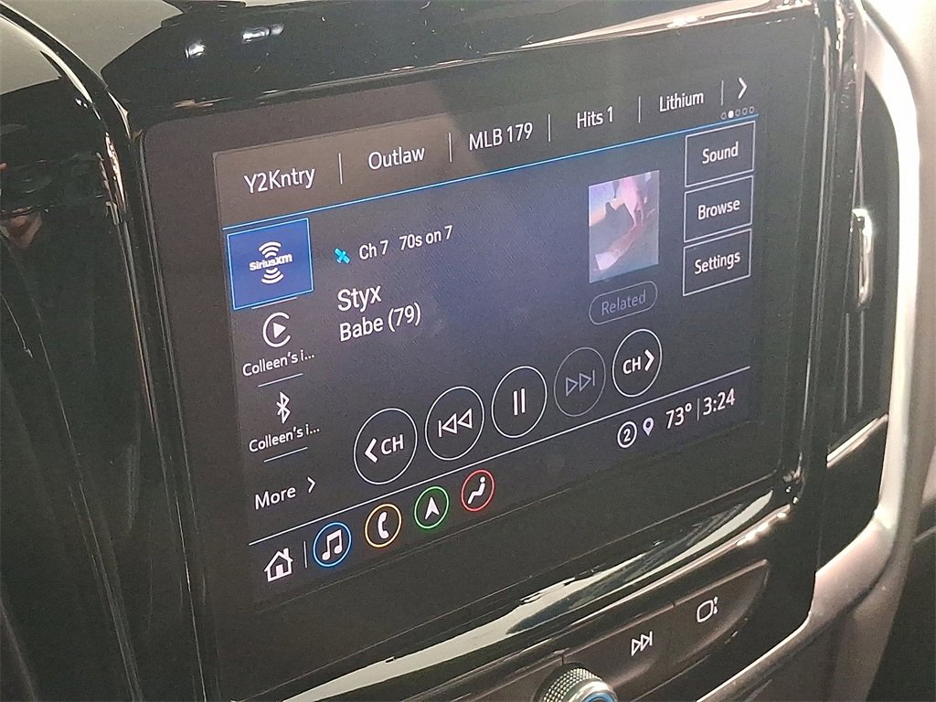 Used 2022 Chevrolet Traverse LT w/ LT Premium Package image 21