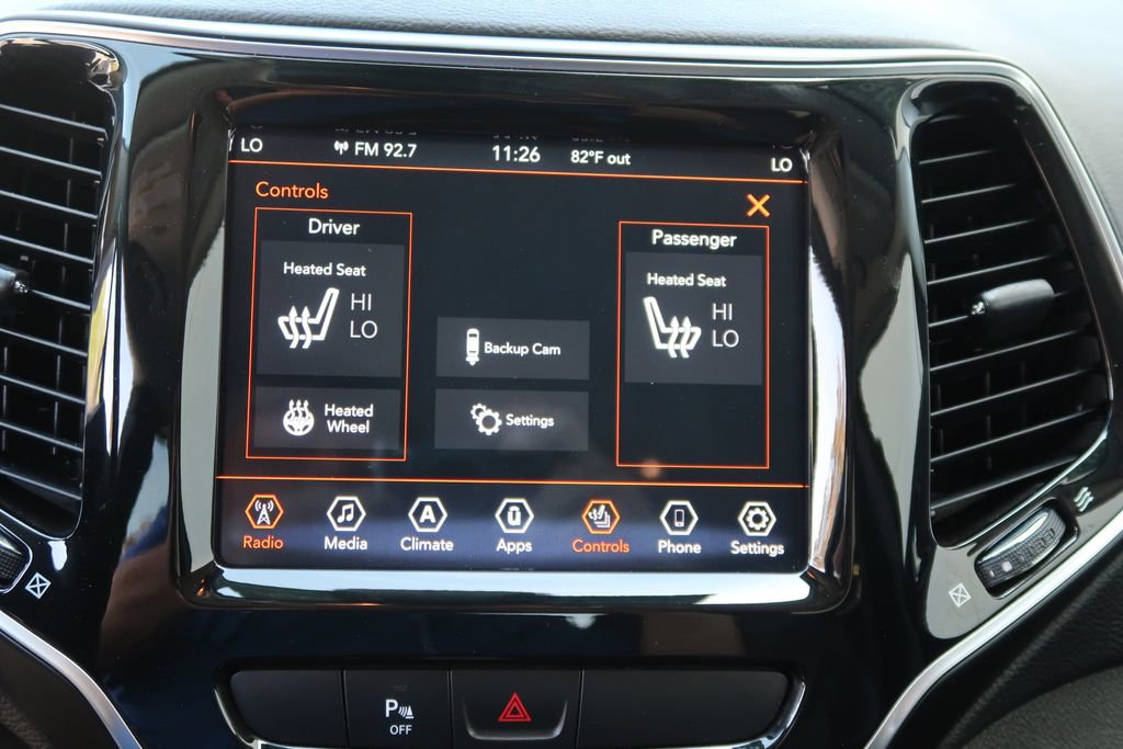Used 2019 Jeep Cherokee Limited image 25