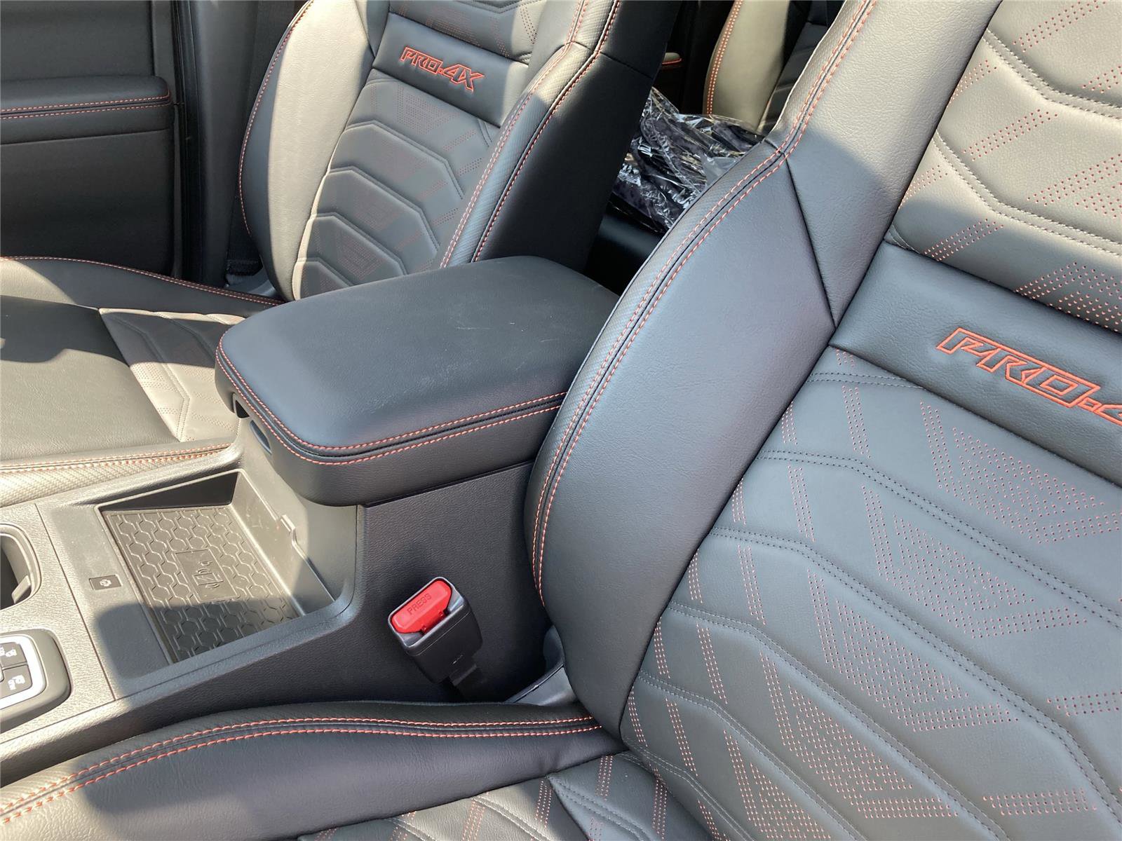 New 2026 Nissan Frontier PRO-4X w/ Pro Premium Package image 26