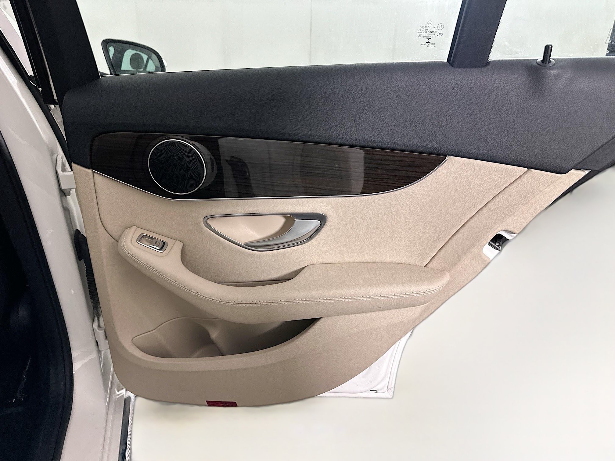 Used 2018 Mercedes-Benz C 300 Sedan image 30