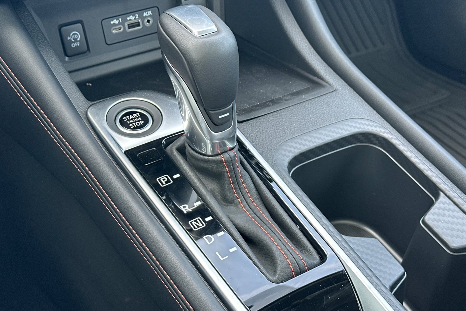 Used 2025 Nissan Sentra SR w/ SR Premium Package image 19