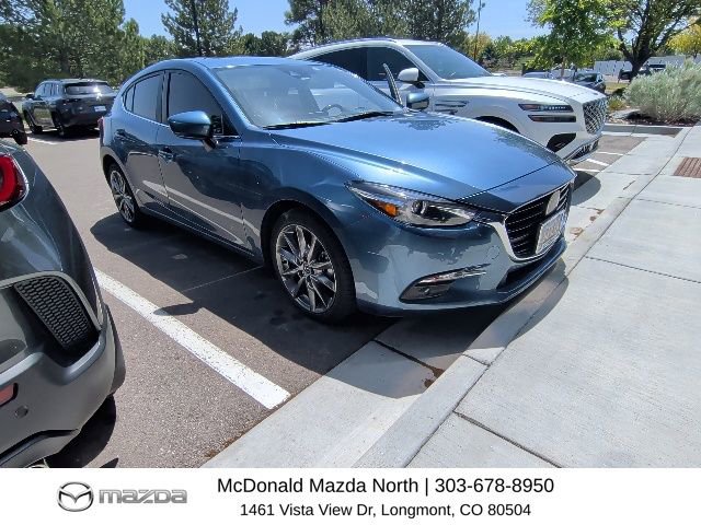 Used 2018 MAZDA MAZDA3 Grand Touring w/ Premium Equipment Package FWD image 2