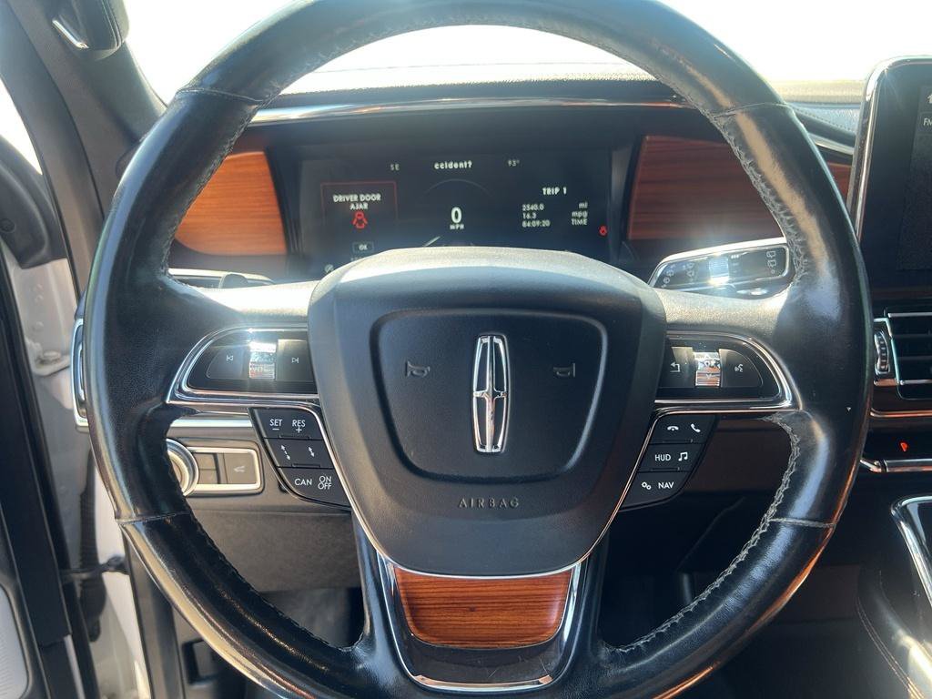 Used 2019 Lincoln Navigator Reserve w/ Cargo Package AWD/4WD image 7