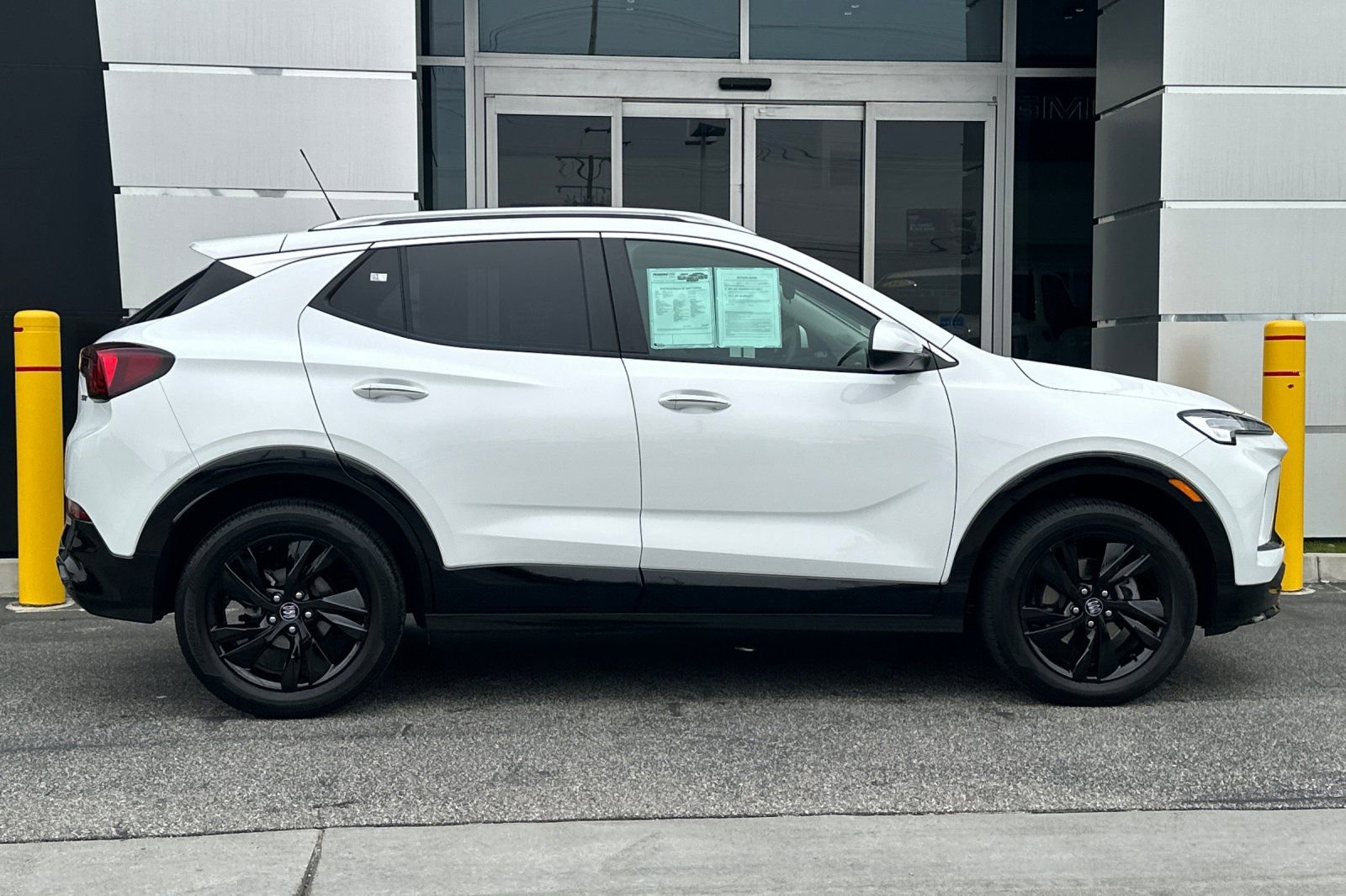 Certified 2024 Buick Encore GX Sport Touring w/ Comfort Package image 3