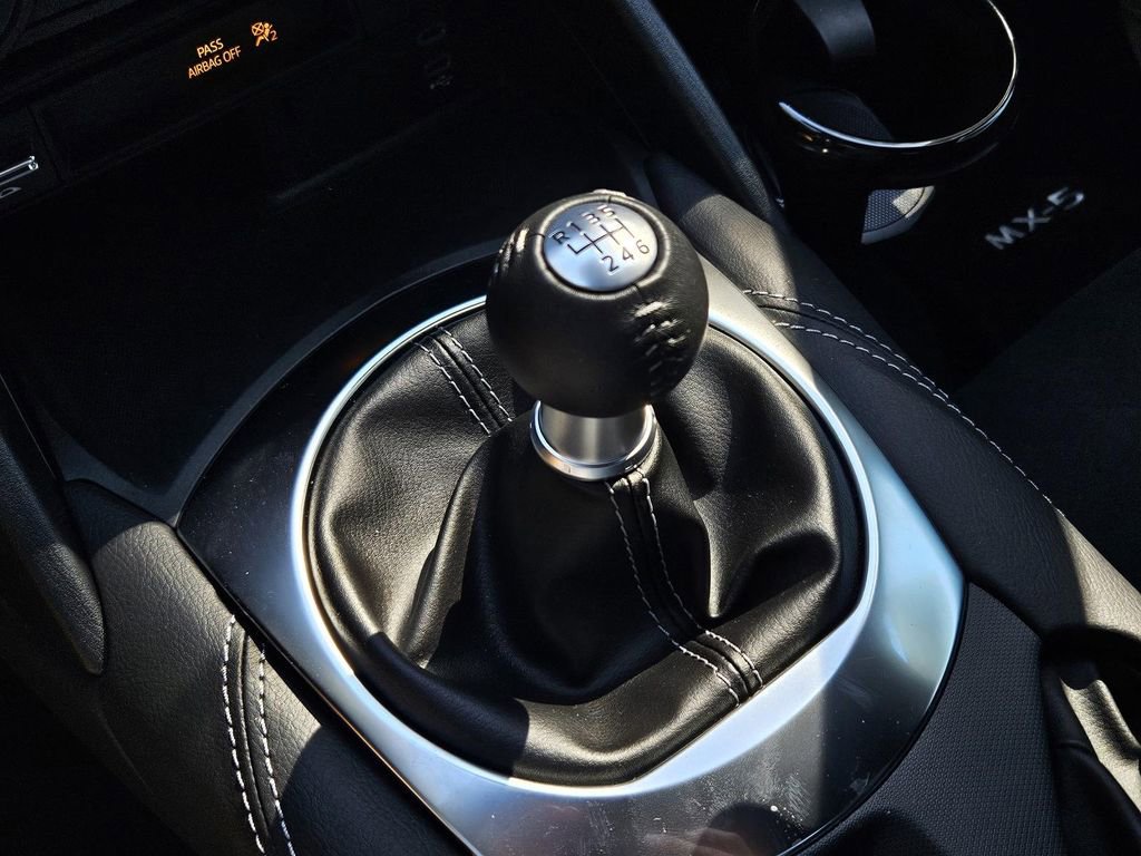 New 2025 MAZDA MX-5 Miata RF Club image 25