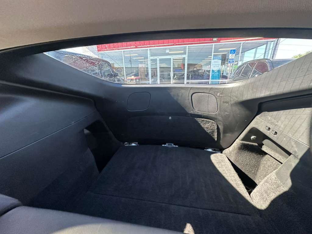 Used 2022 Tesla Model Y Performance image 15