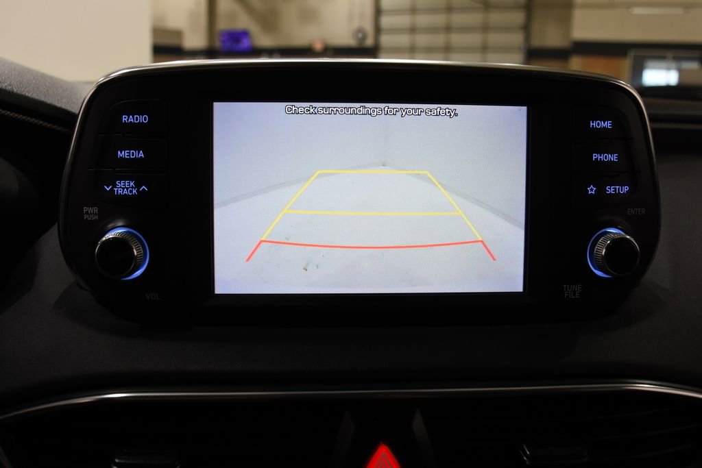 Used 2020 Hyundai Santa Fe SE image 16