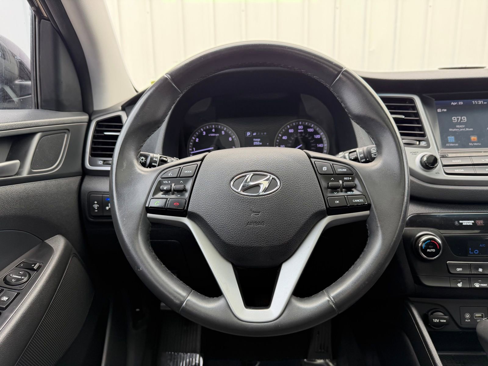 Used 2018 Hyundai Tucson Value FWD image 13