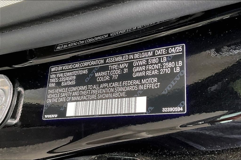 New 2026 Volvo V60 B5 Cross Country Plus w/ Protection Package Premier AWD/4WD image 9