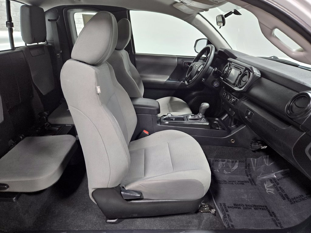 Used 2017 Toyota Tacoma SR RWD image 42