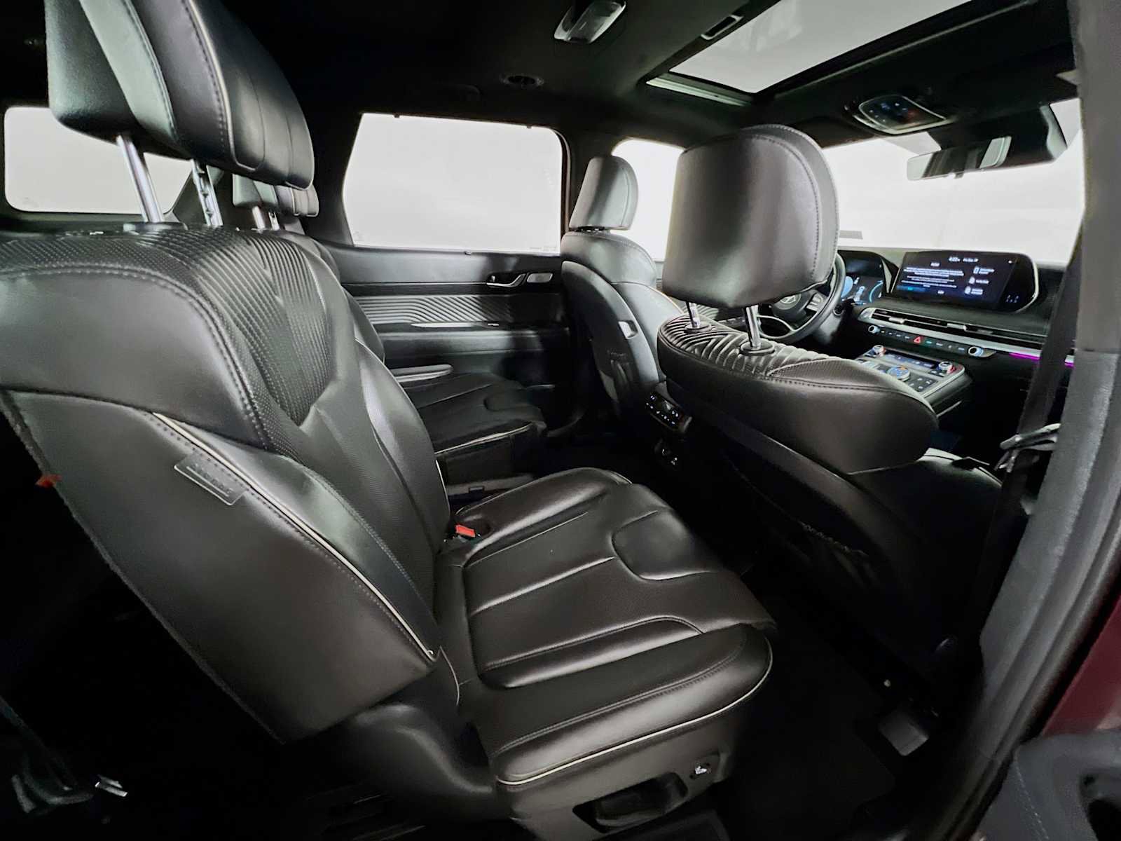 Used 2023 Hyundai Palisade Calligraphy image 28